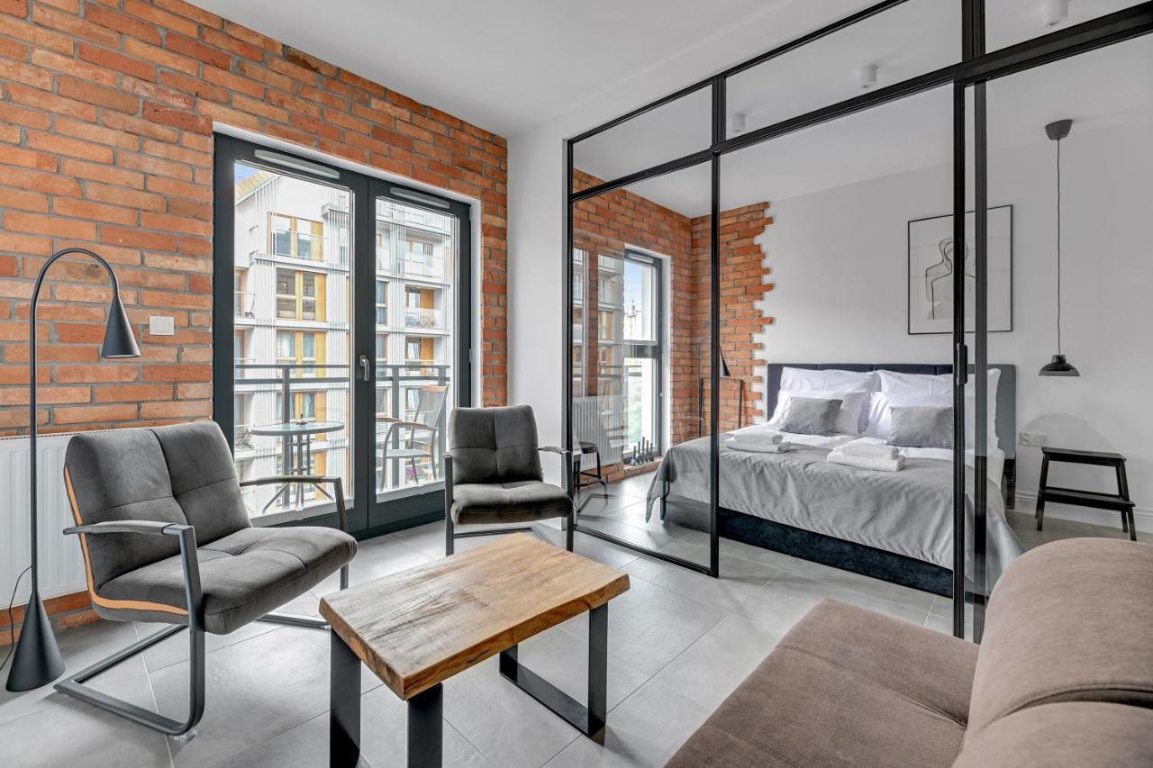 Aura III Apartments & Free Parking By Downtown Apartments Гданск Екстериор снимка