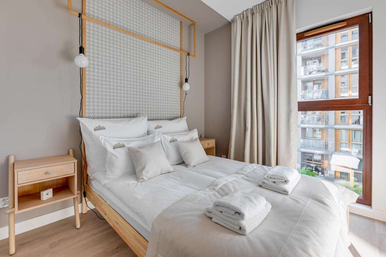 Aura III Apartments & Free Parking By Downtown Apartments Гданск Екстериор снимка