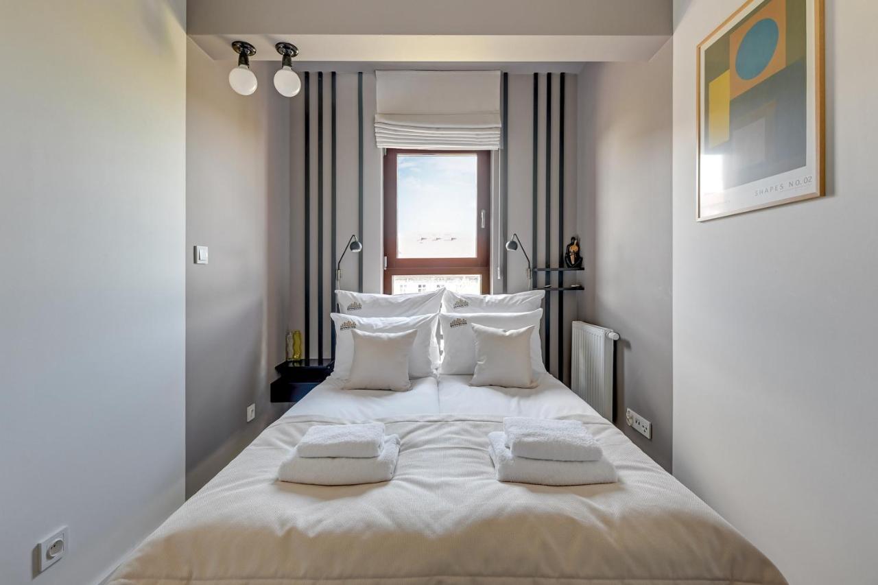 Aura III Apartments & Free Parking By Downtown Apartments Гданск Екстериор снимка